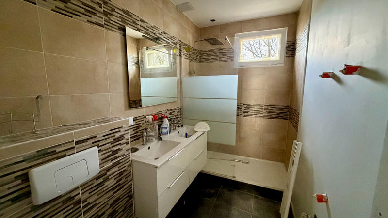 Appartement - 70 m² - 4 pièces