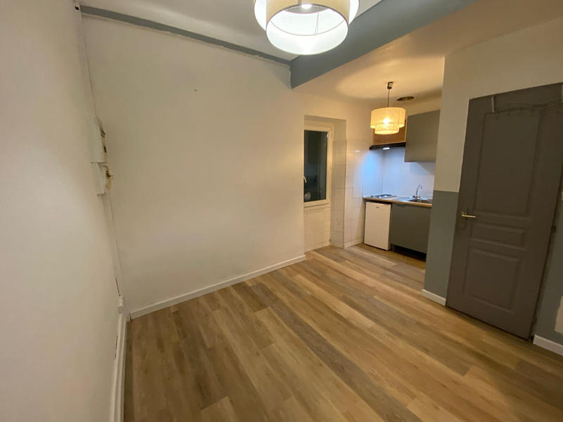 Appartement - 15 m² - 1 pièce