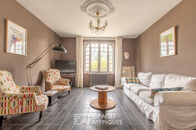 Maison - 198 m² - 8 pièces