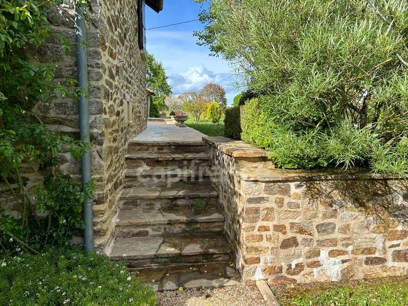 Maison - 151 m² - 6 pièces