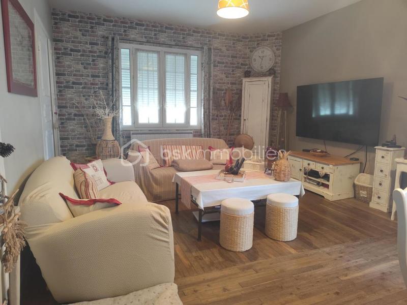 Maison - 138 m² - 6 pièces