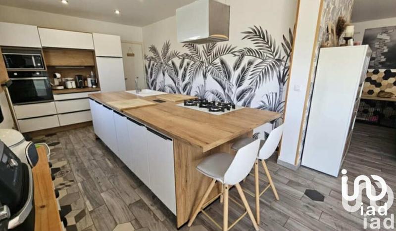 Maison - 135 m² - 6 pièces