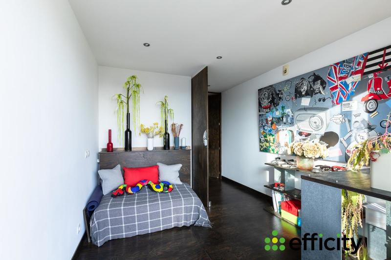 Maison - 358 m² - 7 pièces