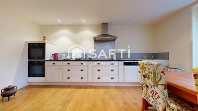 Maison - 111 m² - 6 pièces