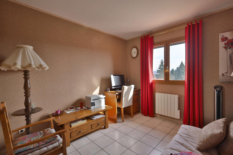 Maison - 94 m² - 4 pièces