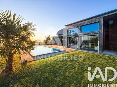 Maison - 152 m² - 5 pièces