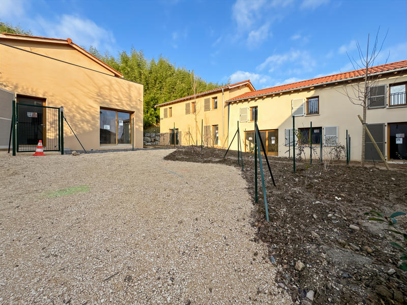 Maison - 75 m² - 4 pièces