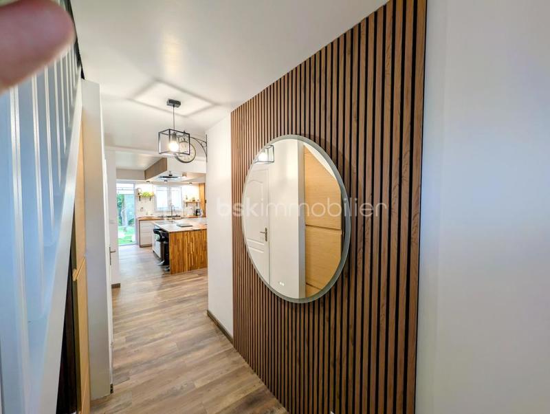 Maison traditionnelle - 174 m² - 6 pièces