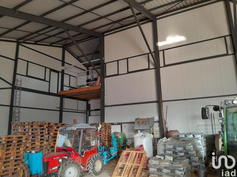 Local commercial - 1 200 m²