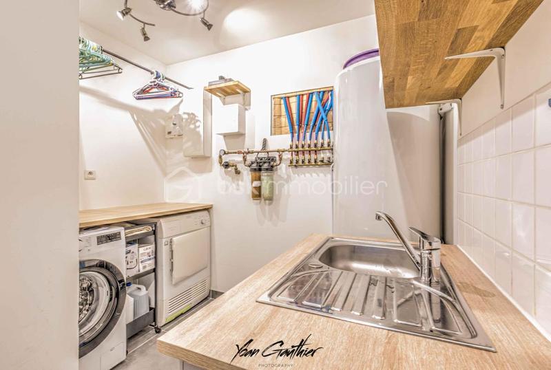 Maison - 181 m² - 8 pièces