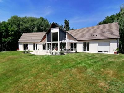 Maison d'architecte - 255 m² - 6 pièces