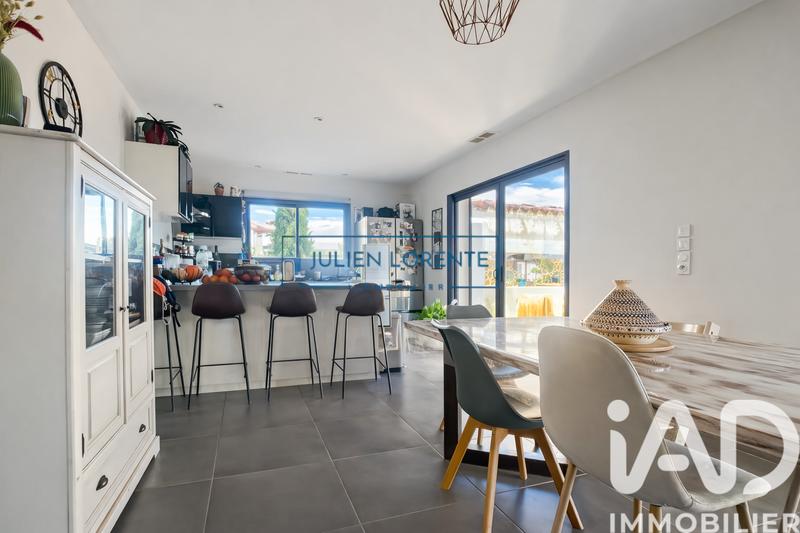 Maison - 93 m² - 4 pièces