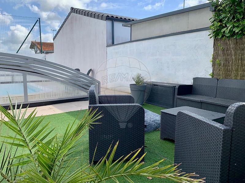 Maison - 105 m² - 6 pièces