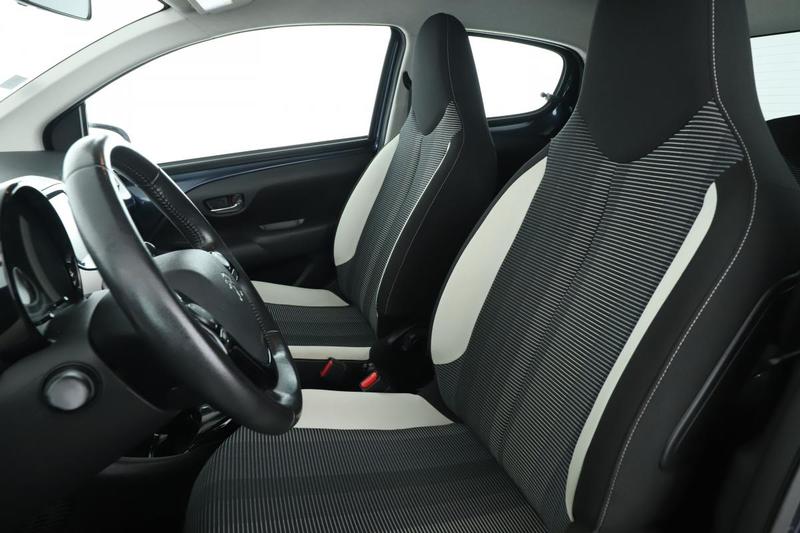 Peugeot 108 1.2 PureTech Collection 5p 82 ch