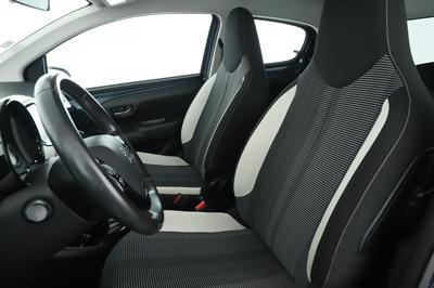 Peugeot 108 1.2 PureTech Collection 5p 82 ch