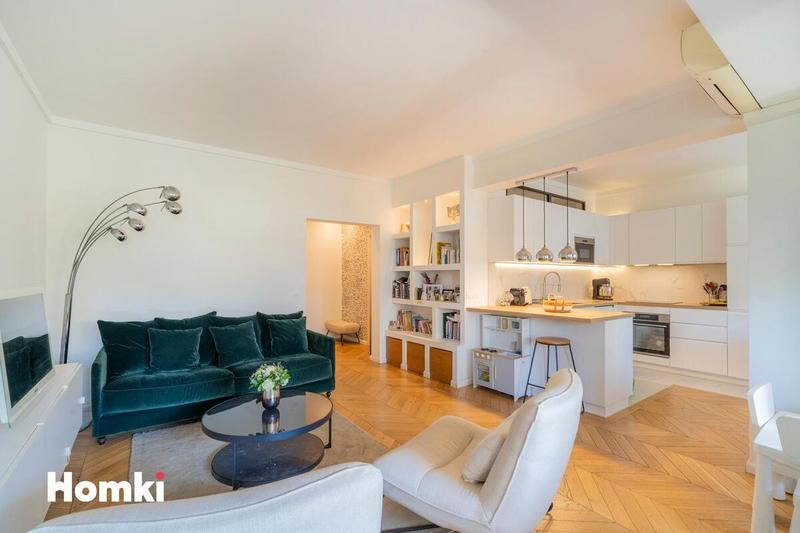 Appartement - 81 m² - 3 pièces