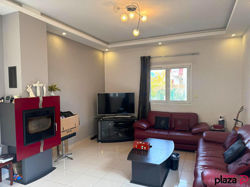 Maison - 226 m² - 7 pièces