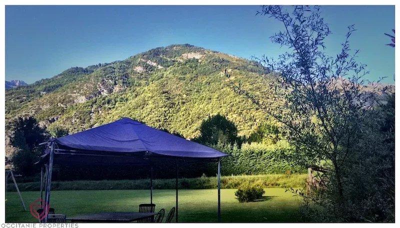 Château - 513 m² - 11 pièces