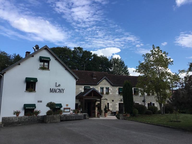 Fonds de commerce - Hôtellerie / Restauration - 1 200 m²