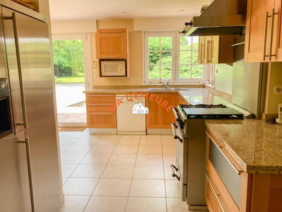 Maison - 188 m² - 5 pièces