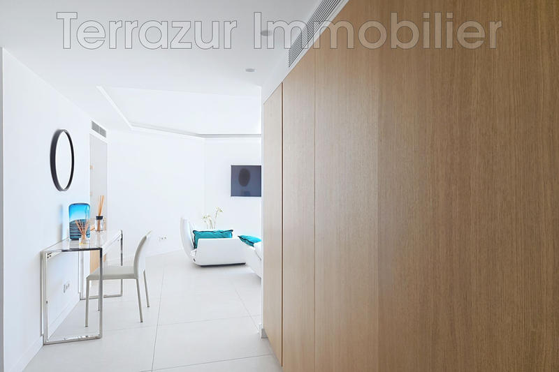 Appartement - 77 m² - 3 pièces