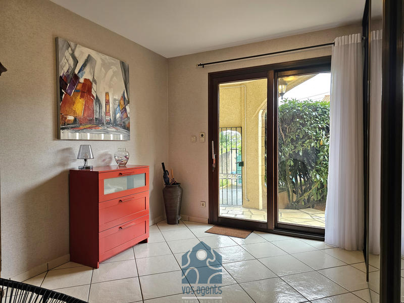 Maison - 218 m² - 7 pièces