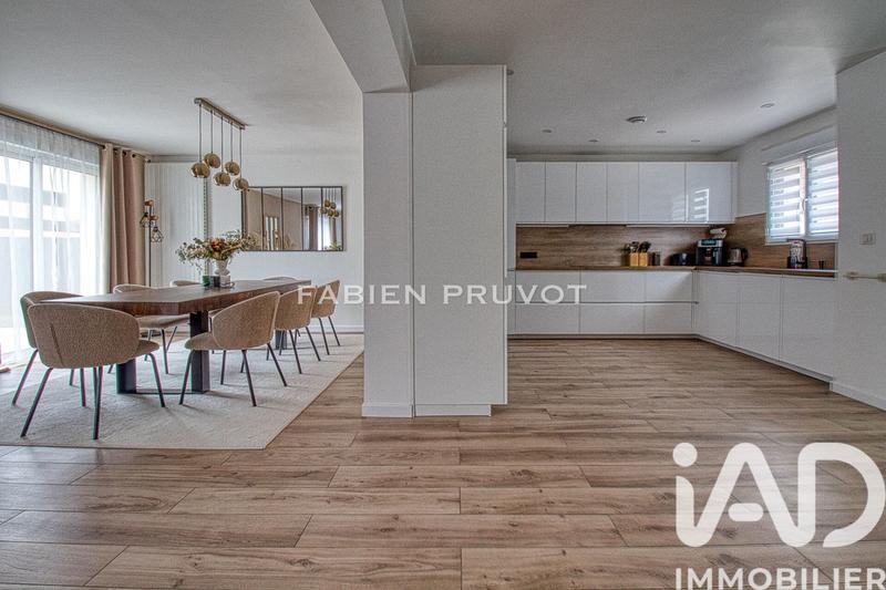 Maison - 170 m² - 7 pièces