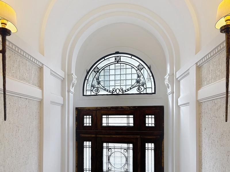 Maison bourgeoise - 488 m² - 16 pièces