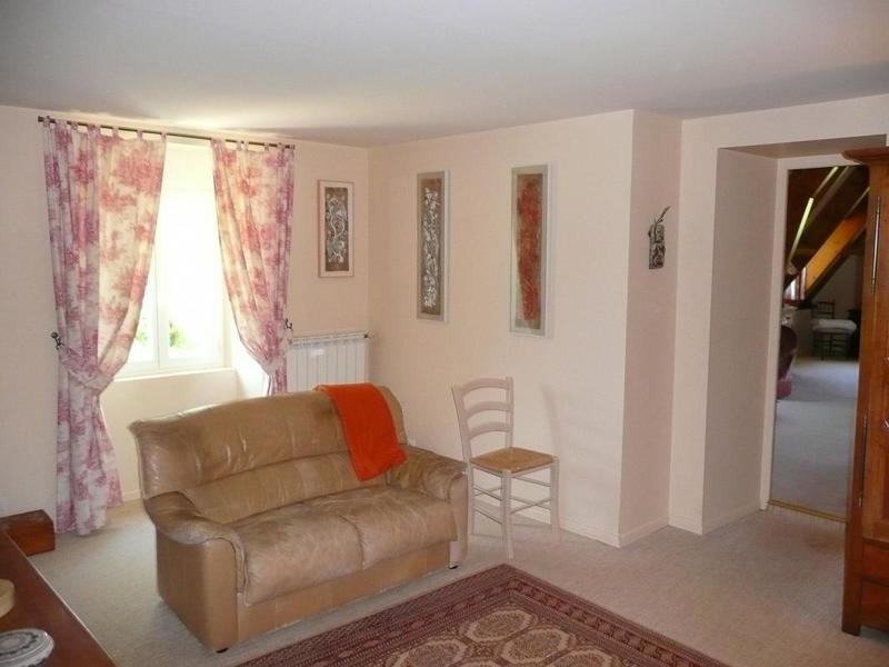 Propriété - 833 m² - 32 pièces