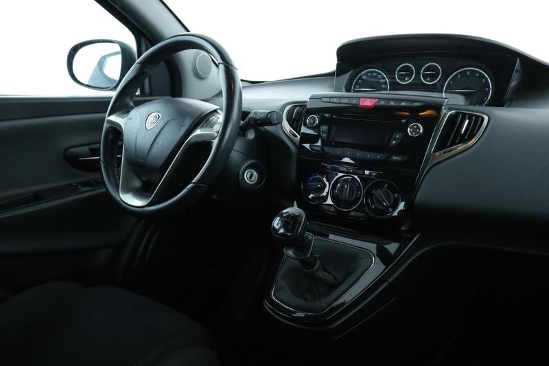 Lancia Ypsilon 1.2 Gold 69 ch