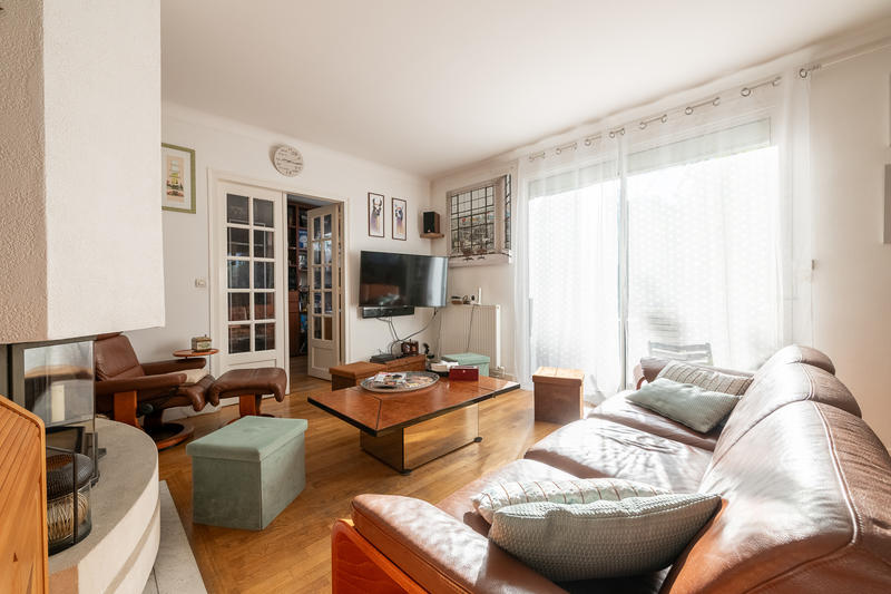 Maison - 145 m² - 8 pièces