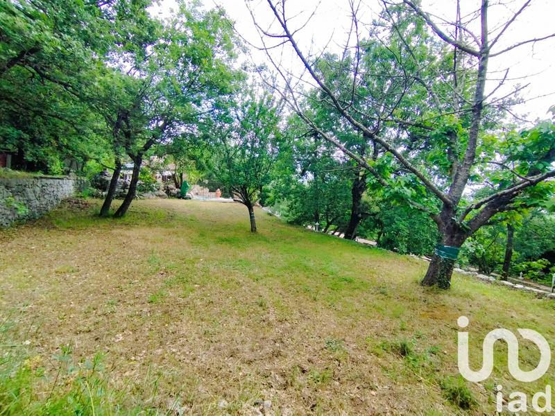 Maison - 202 m² - 7 pièces