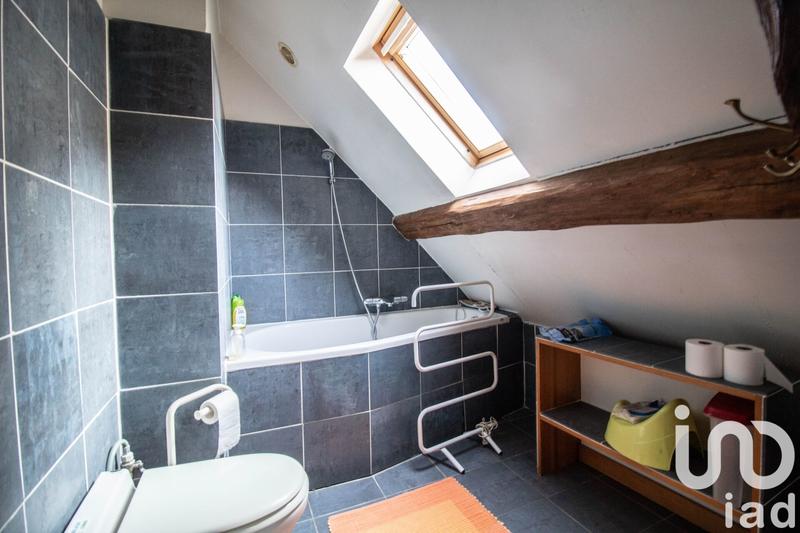 Maison - 285 m² - 9 pièces