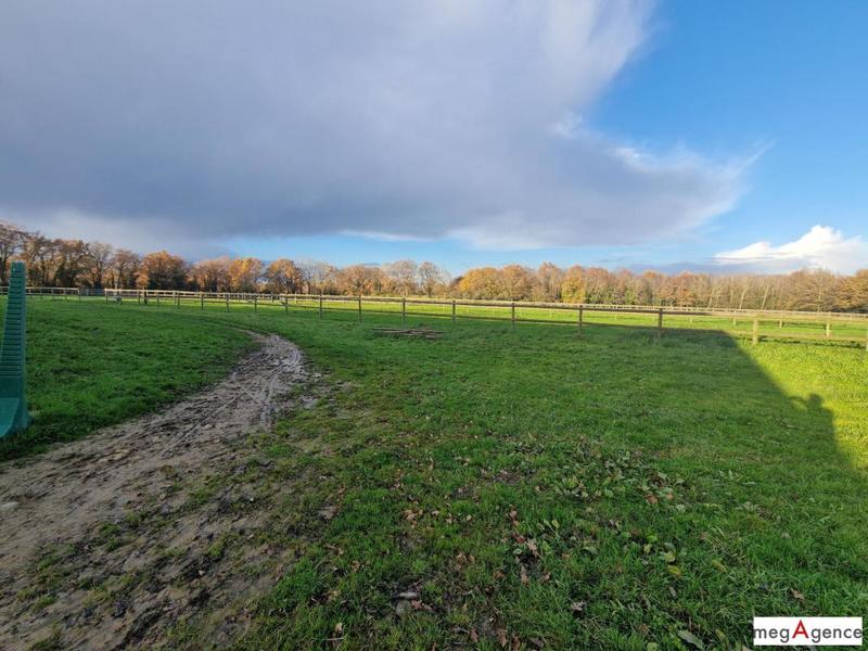 Maison - 620 m² - 3 pièces