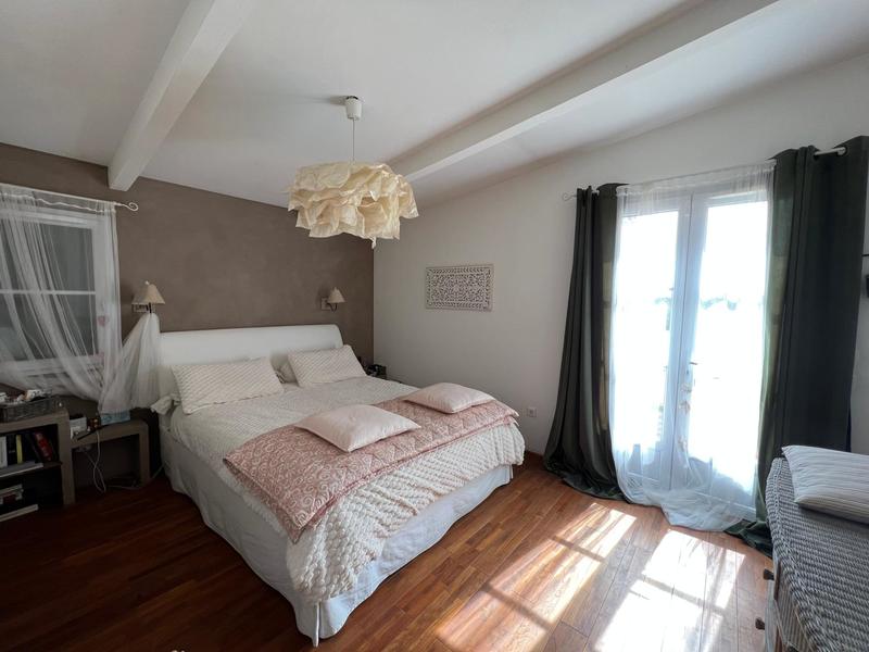 Maison - 148 m² - 7 pièces