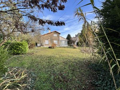 Maison - 144 m² - 6 pièces