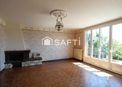 Maison - 102 m² - 5 pièces