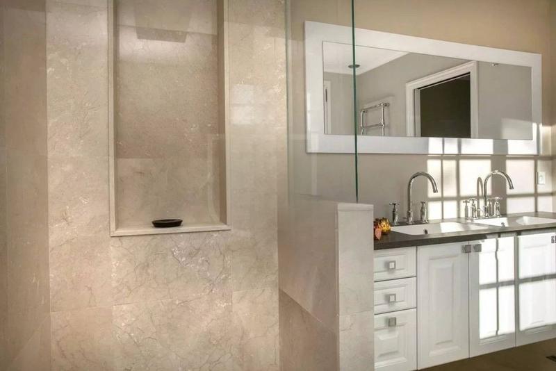 Villa - 300 m² - 8 pièces