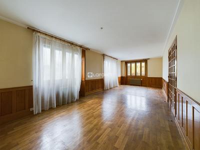 Maison - 162 m² - 6 pièces