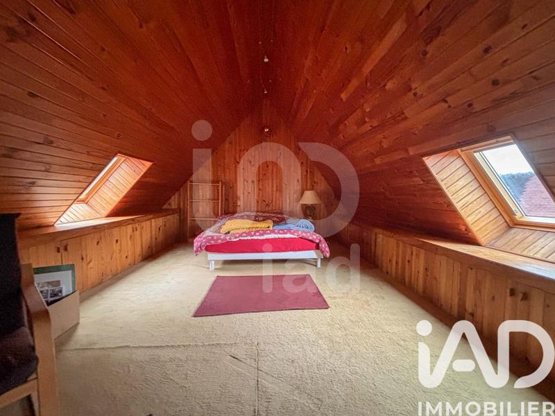 Maison de ville - 239 m² - 9 pièces