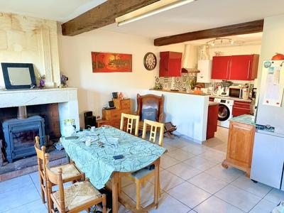 Maison - 140 m² - 5 pièces