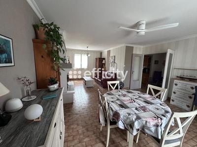 Maison - 86 m² - 4 pièces