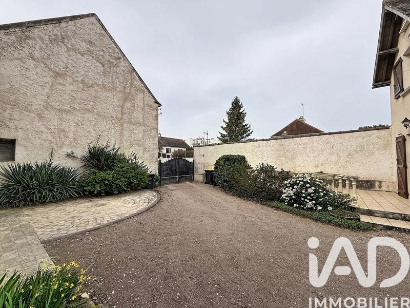 Maison de village - 120 m² - 5 pièces