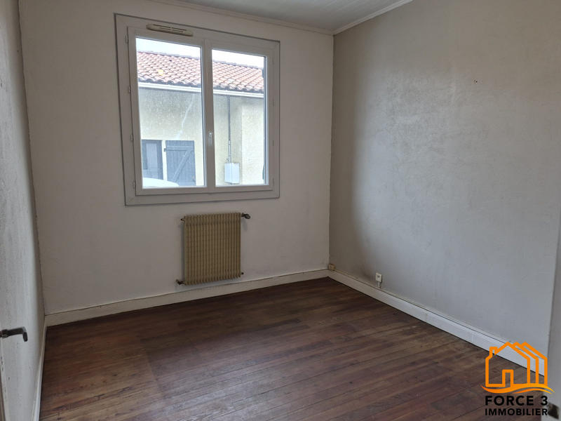 Maison traditionnelle - 94 m² - 4 pièces