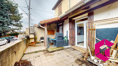 Maison - 104 m² - 5 pièces