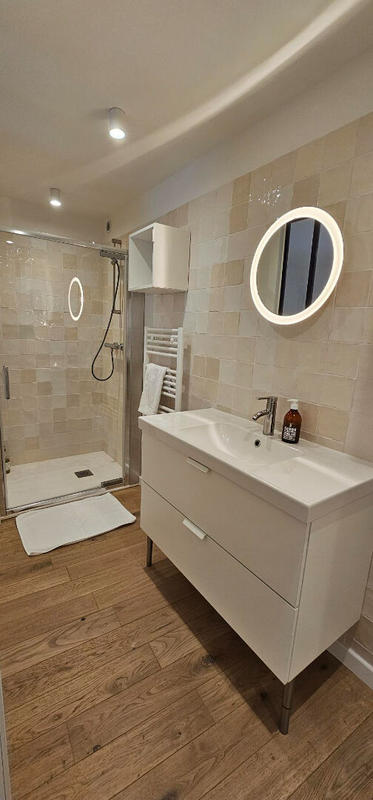 Immeuble - 150 m² - 7 pièces