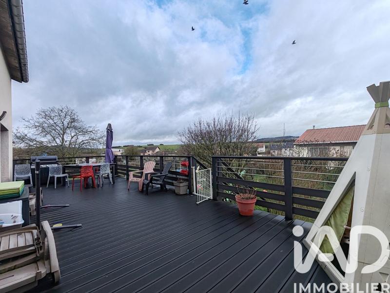 Maison - 203 m² - 8 pièces