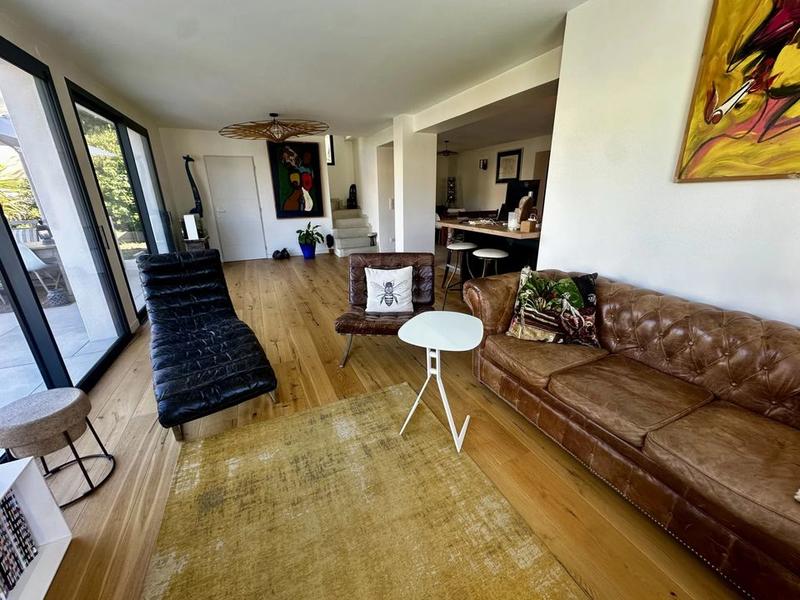 Villa - 157 m² - 5 pièces