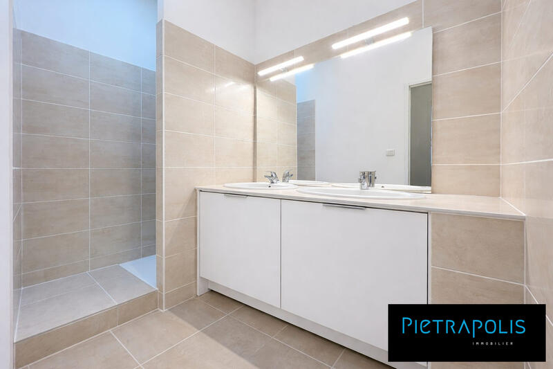 Appartement - 77 m² - 4 pièces