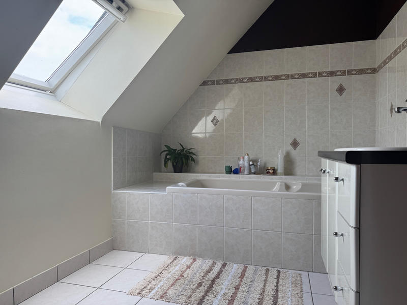 Maison - 101 m² - 6 pièces